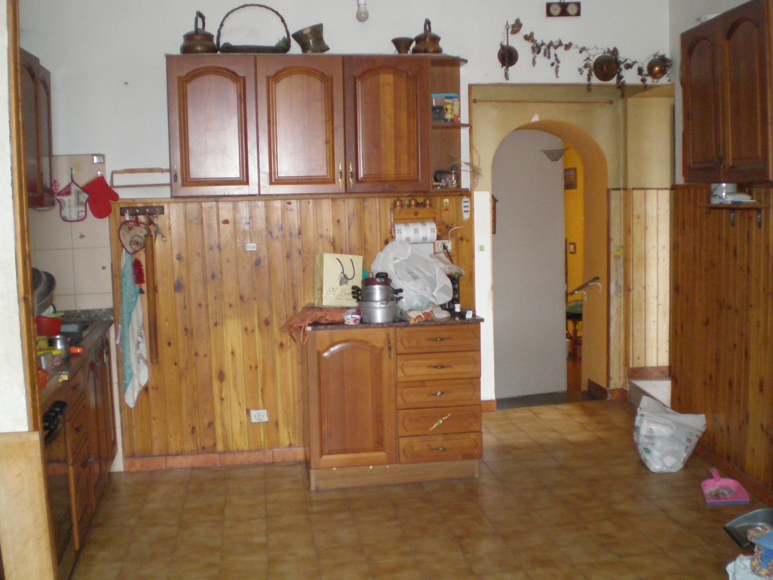 Appartamento trilocale da ristrutturare