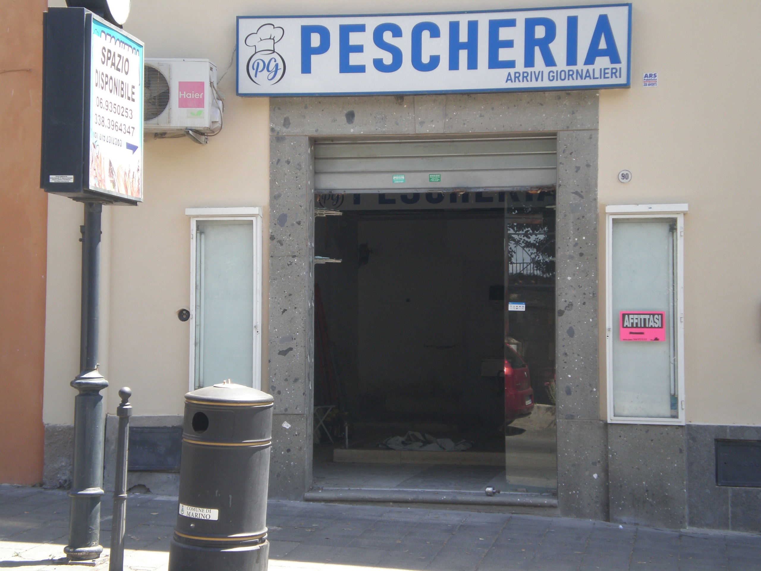 Centralissimo locale commerciale