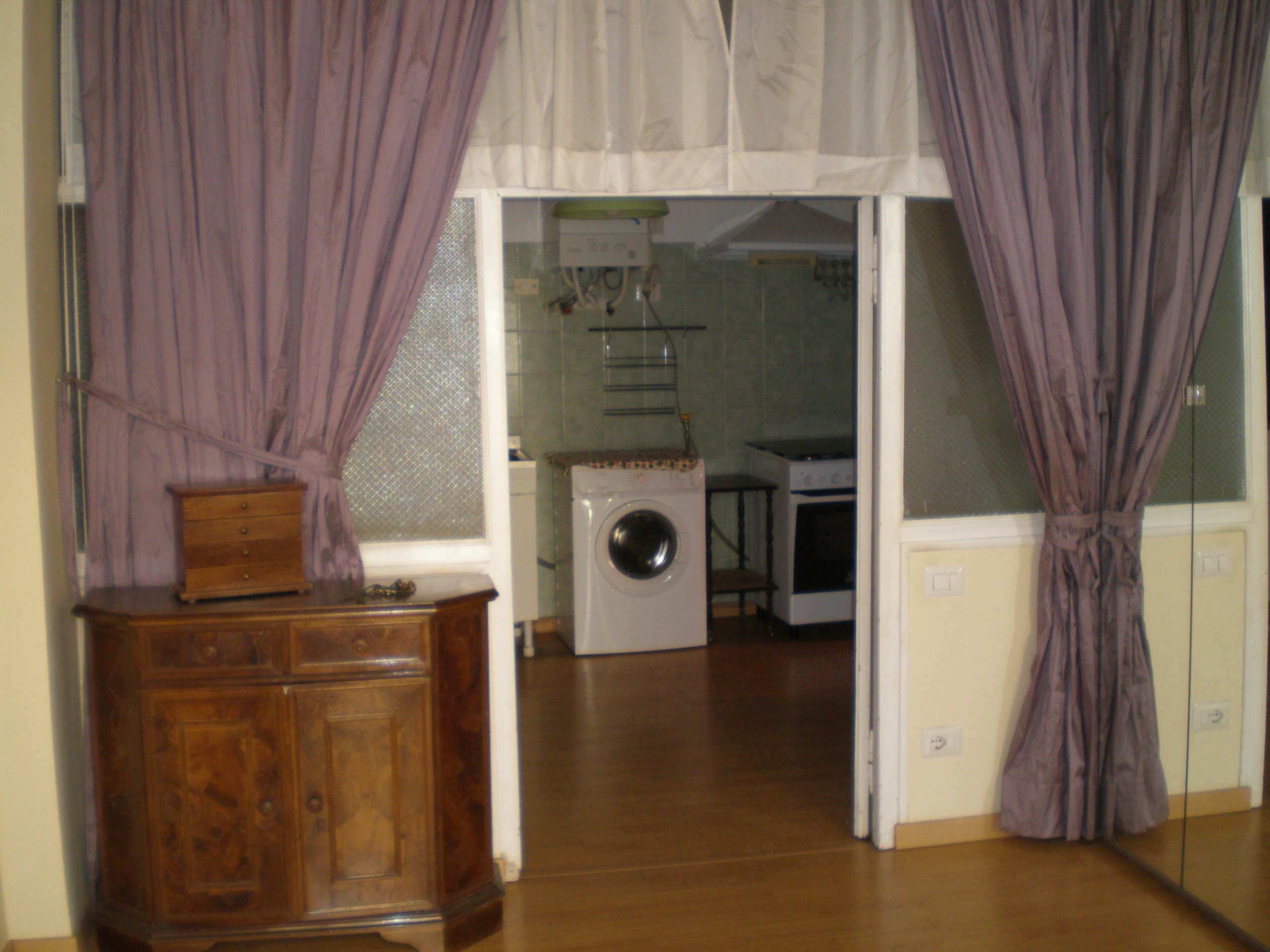 OLYMPUS DIGITAL CAMERA Appartamento arredato in centro
